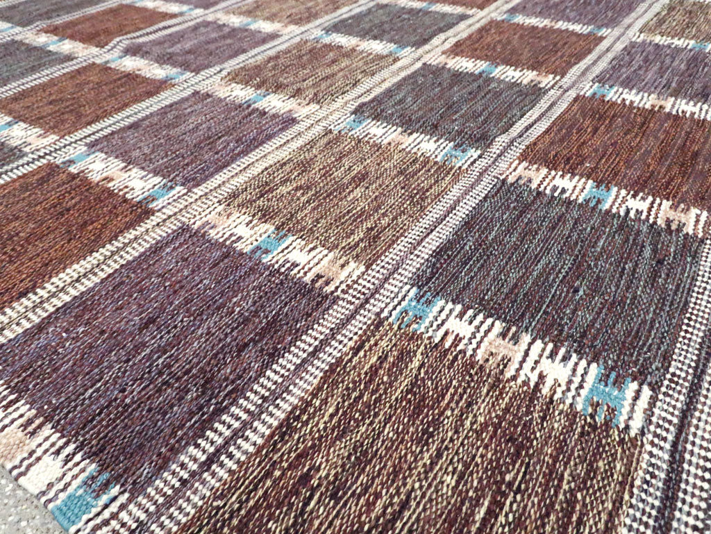 Swedish Inspired Contemporary Turkish Flatweave Kilim Room Size Carpet, No.29667 - Staging
