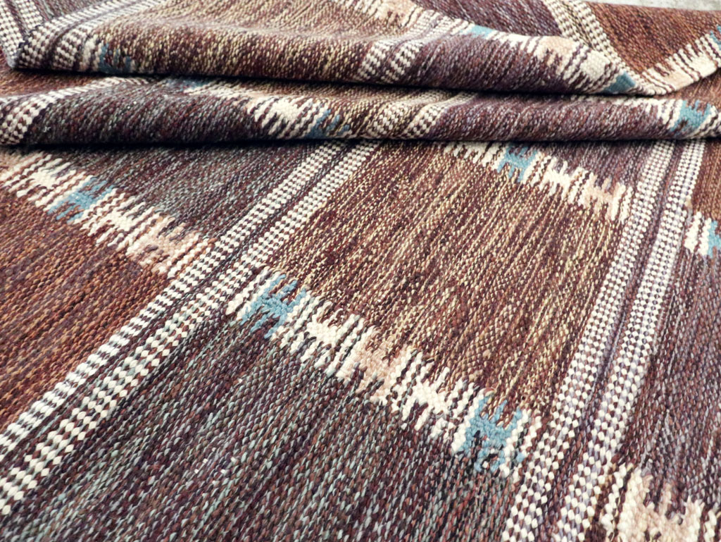 Swedish Inspired Contemporary Turkish Flatweave Kilim Room Size Carpet, No.29667 - Staging