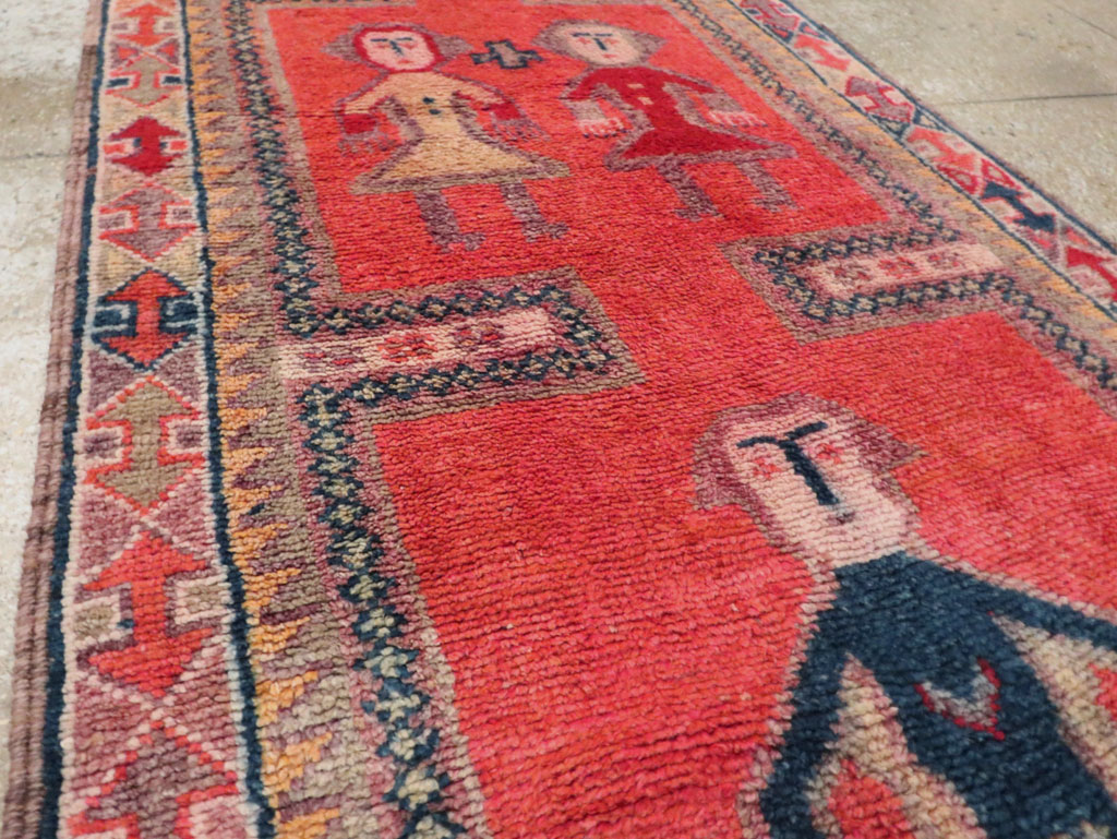 Vintage Turkish Anatolian Pictorial Runner, No.29677 - Staging