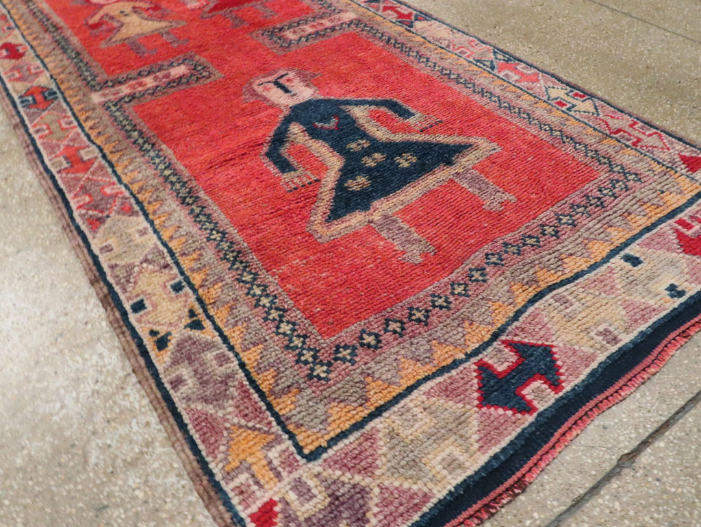 Vintage Turkish Anatolian Pictorial Runner, No.29677 - Staging