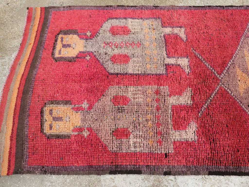 Vintage Turkish Anatolian Pictorial Runner, No.29678 - Staging