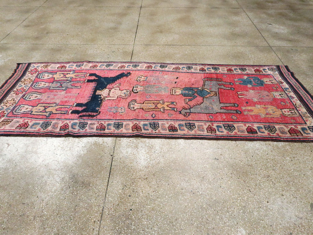 Vintage Turkish Anatolian Pictorial Runner, No.29679 - Staging