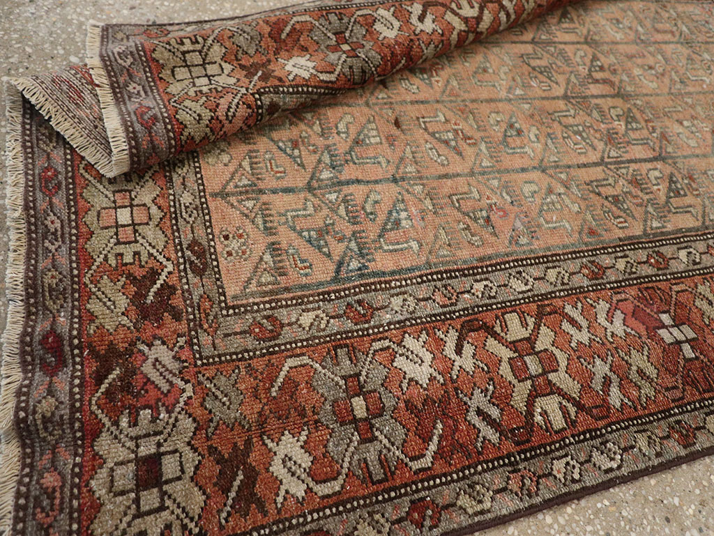 Antique Persian Malayer Throw Rug, No.29682 - Staging