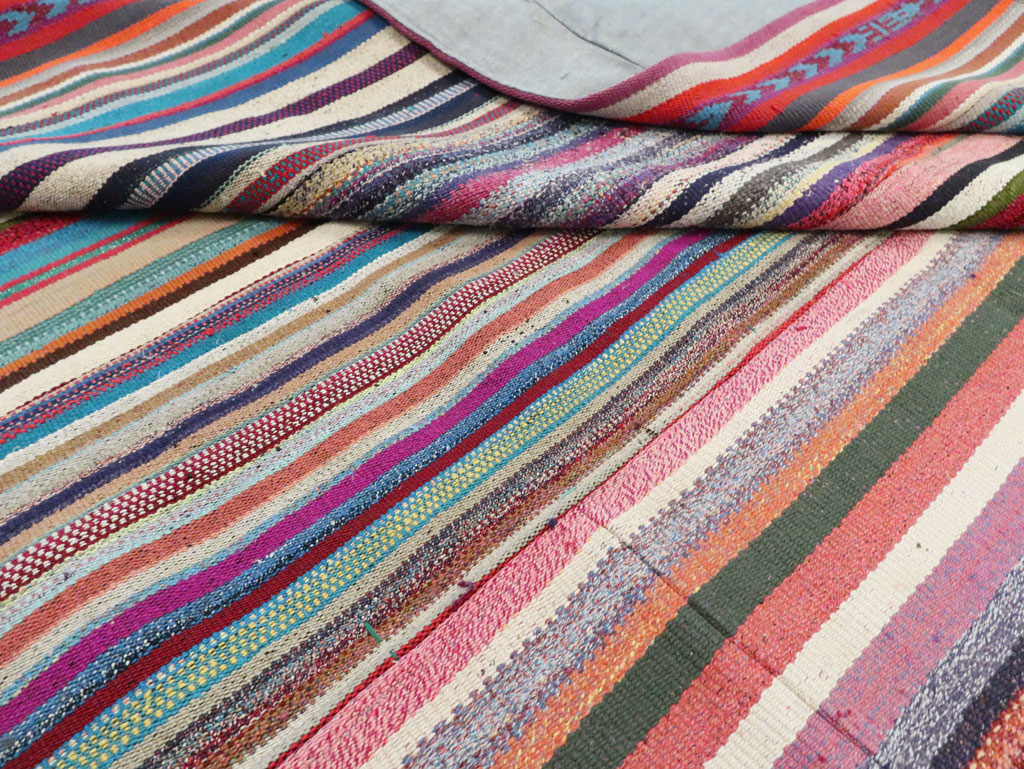 Contemporary Turkish Flatweave Kilim Large Room Size Carpet, No.29690 - Staging