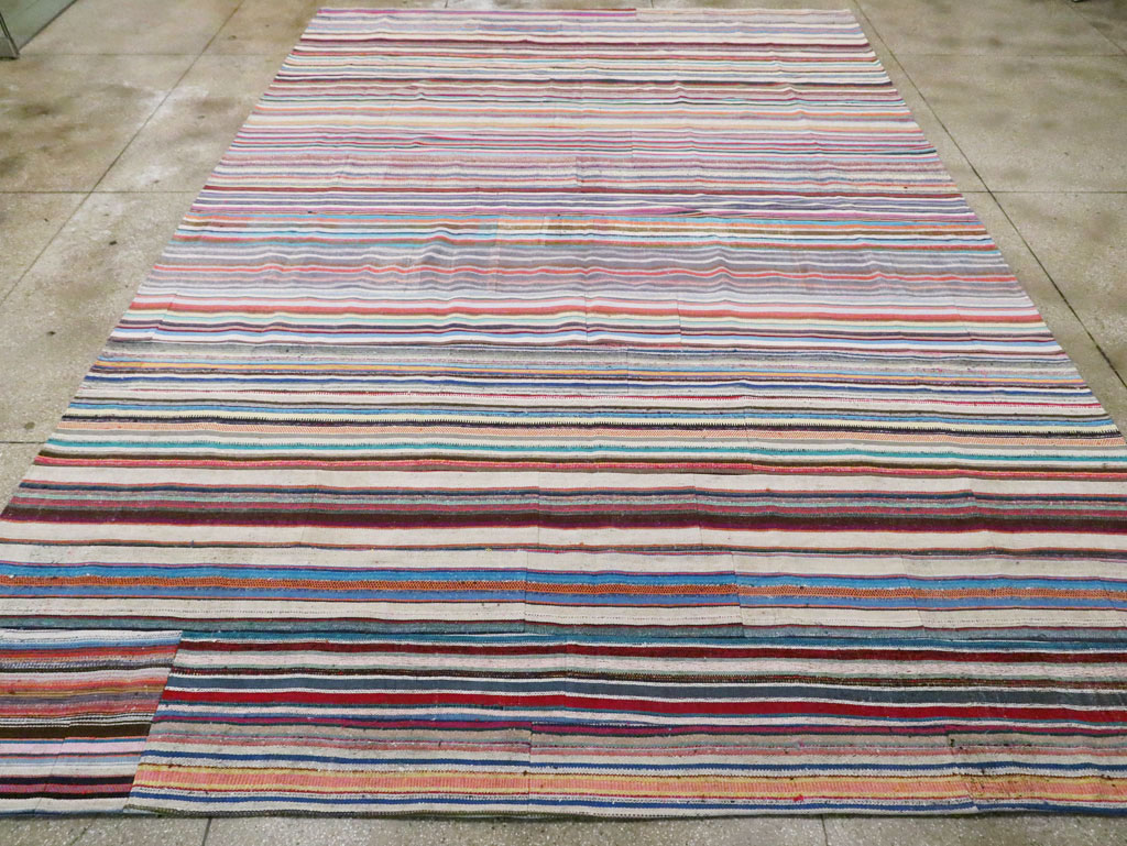 Contemporary Turkish Flat-Weave Oversize Carpet, No.29694 - Staging