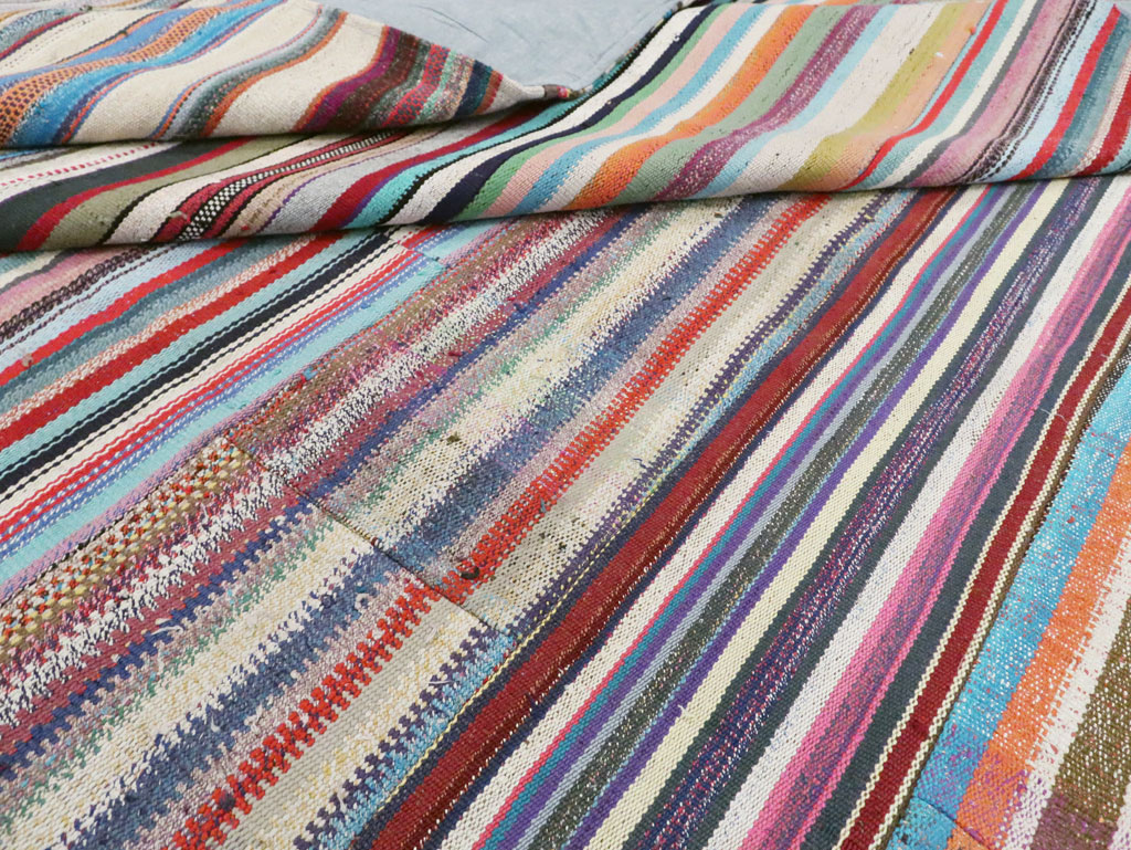 Contemporary Turkish Flat-Weave Oversize Carpet, No.29694 - Staging