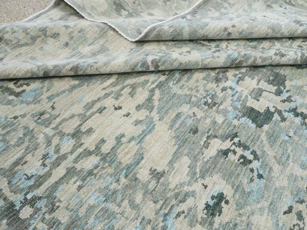 Contemporary Turkish Sultanabad Large Room Size Carpet, No.29700 - Staging