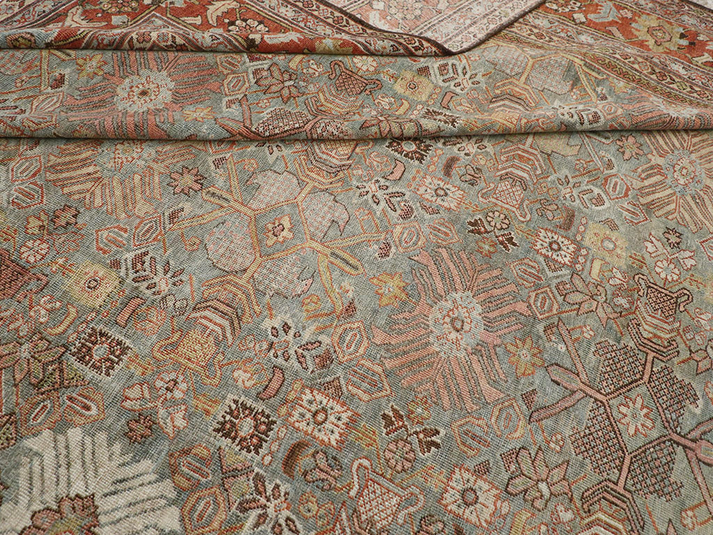 Antique Persian Mahal Carpet, No.29706 - Staging