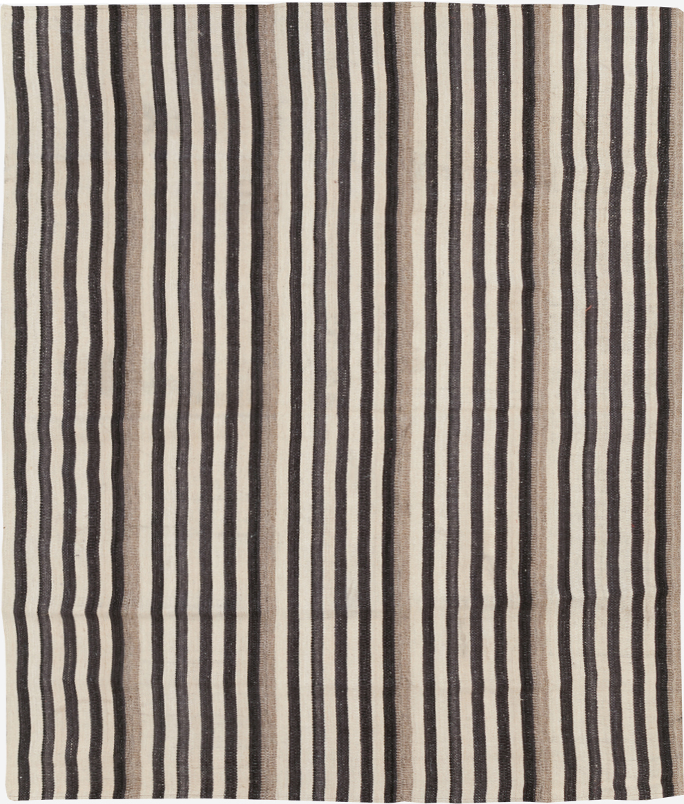Modern Turkish Flatweave Kilim Small Room Size Carpet, No.29725 - Staging