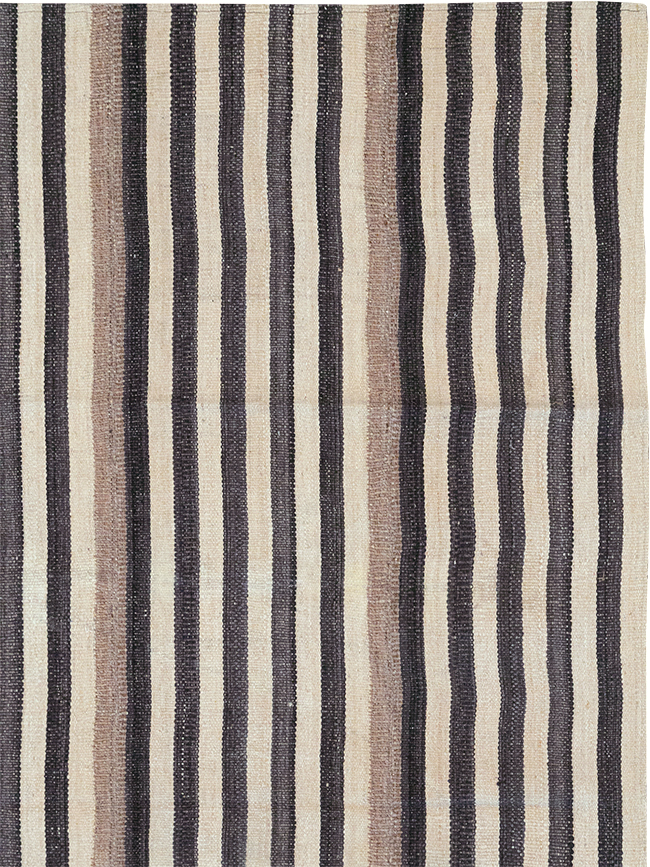 Modern Turkish Flatweave Kilim Small Room Size Carpet, No.29725 - Staging