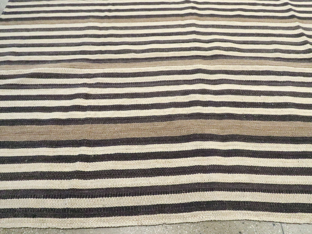 Contemporary Turkish Flatweave Kilim Oversize Carpet, No.29726 - Staging