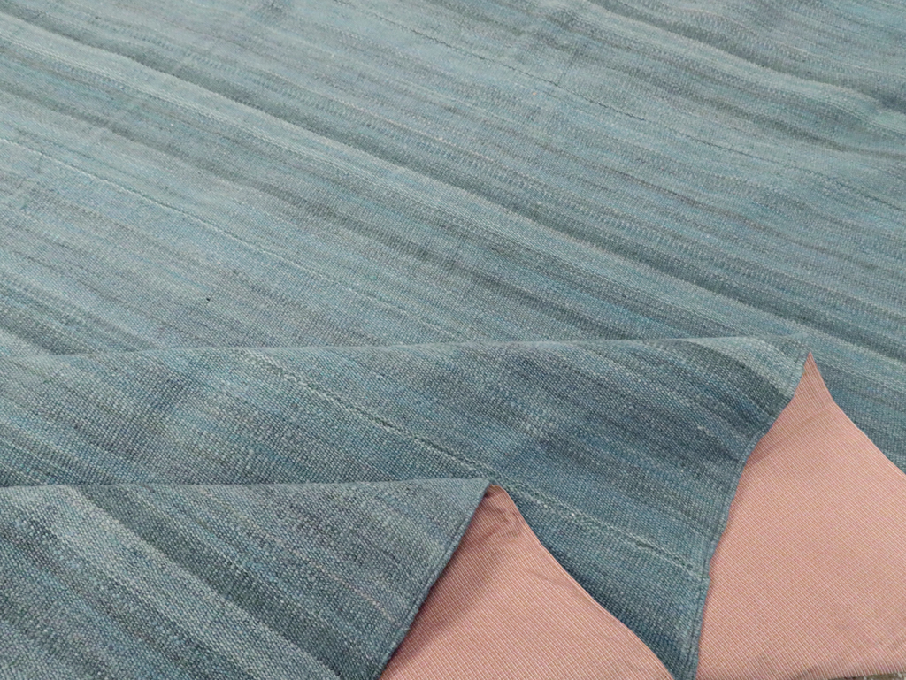 Rustic Modern Turkish Flatweave Kilim Room Size Carpet, No.29728 - Staging