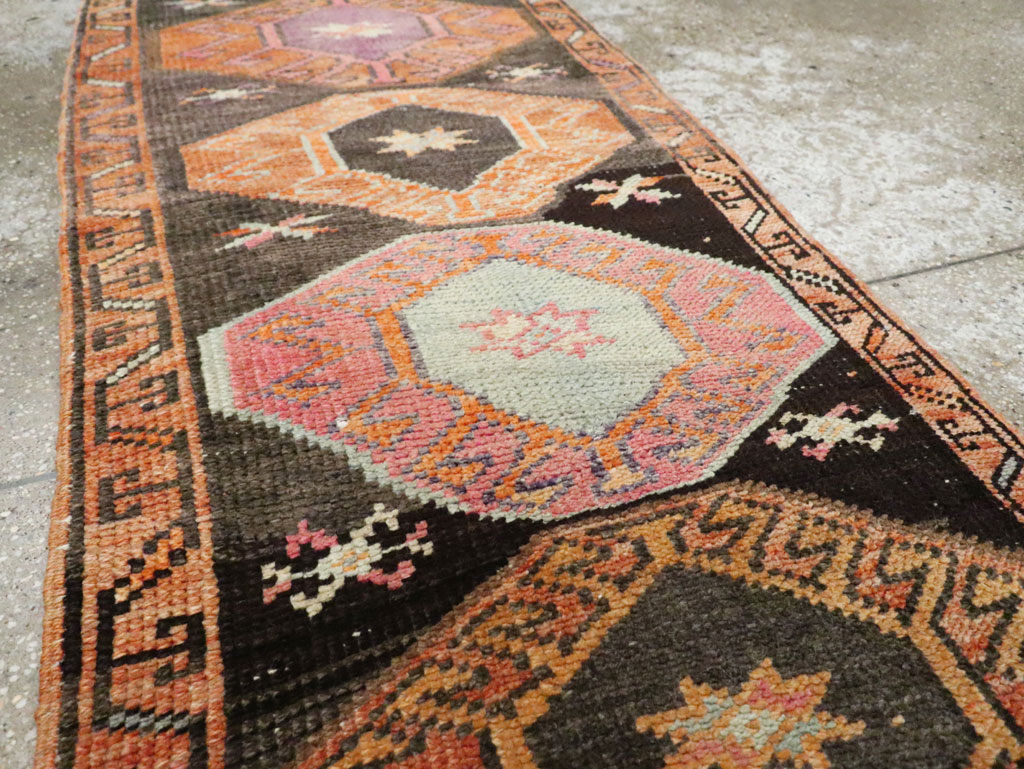 Vintage Anatolian Long Runner, No.29755 - Staging