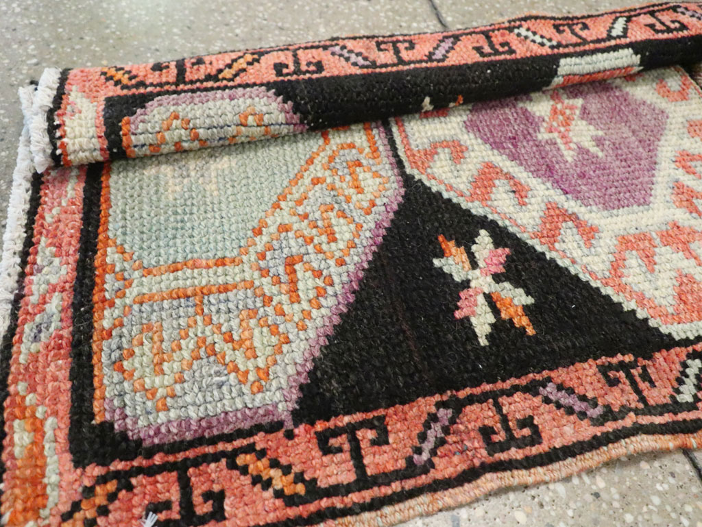 Vintage Anatolian Long Runner, No.29755 - Staging