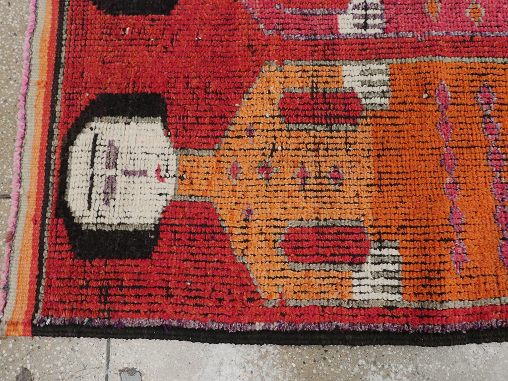 Vintage Turkish Anatolian Pictorial Runner, No.29757 - Staging