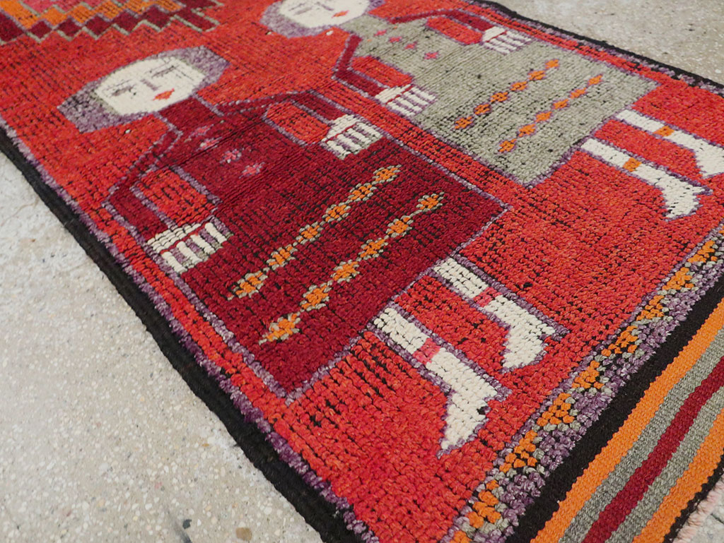 Vintage Turkish Anatolian Pictorial Runner, No.29757 - Staging