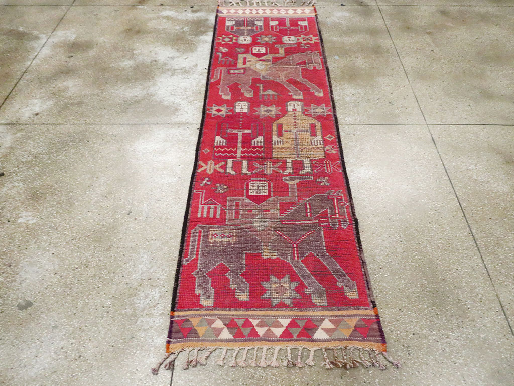 Vintage Turkish Anatolian Pictorial Runner, No.29758 - Staging