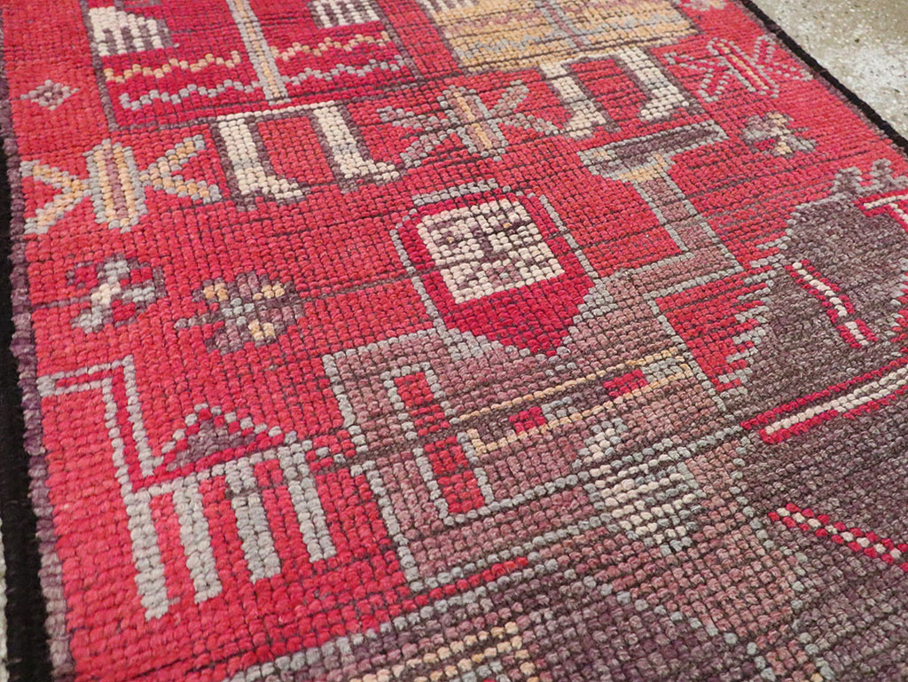 Vintage Turkish Anatolian Pictorial Runner, No.29758 - Staging