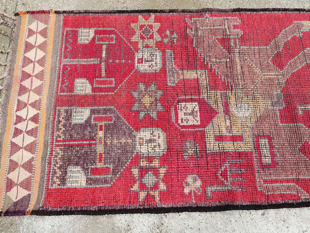 Vintage Turkish Anatolian Pictorial Runner, No.29758 - Staging