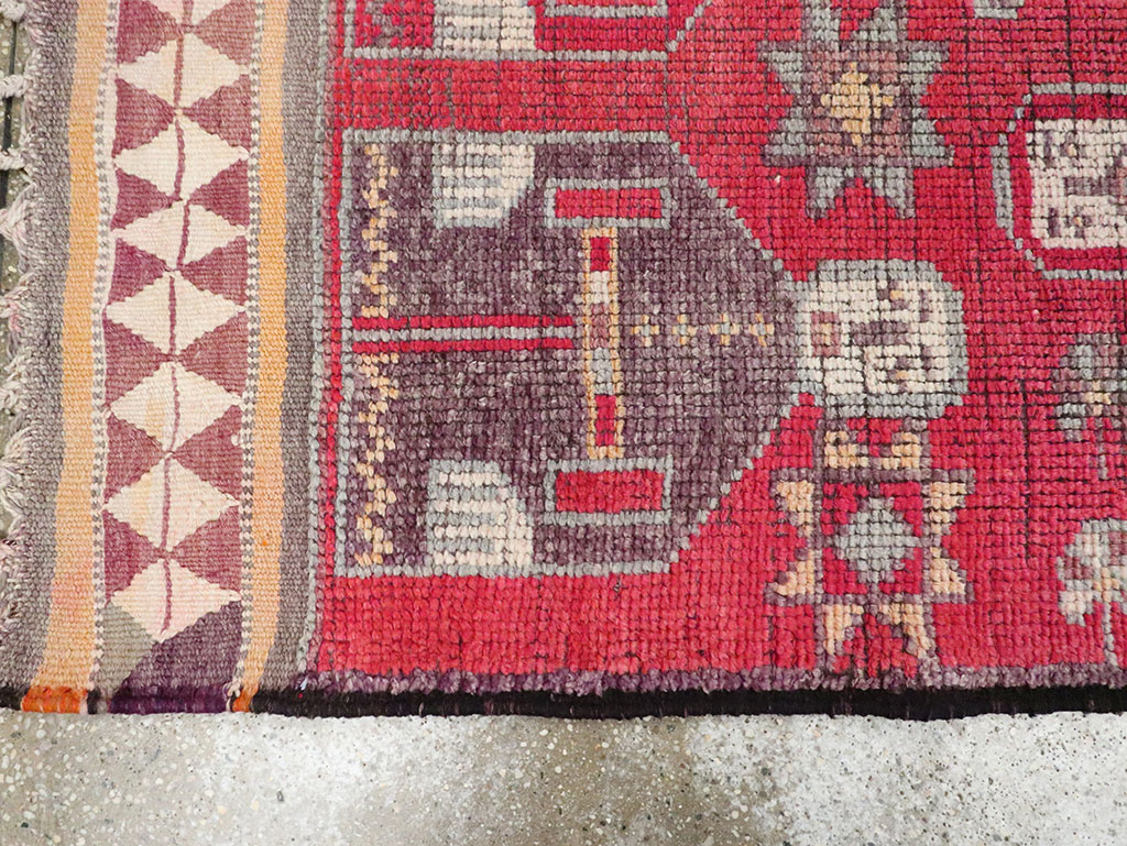 Vintage Turkish Anatolian Pictorial Runner, No.29758 - Staging