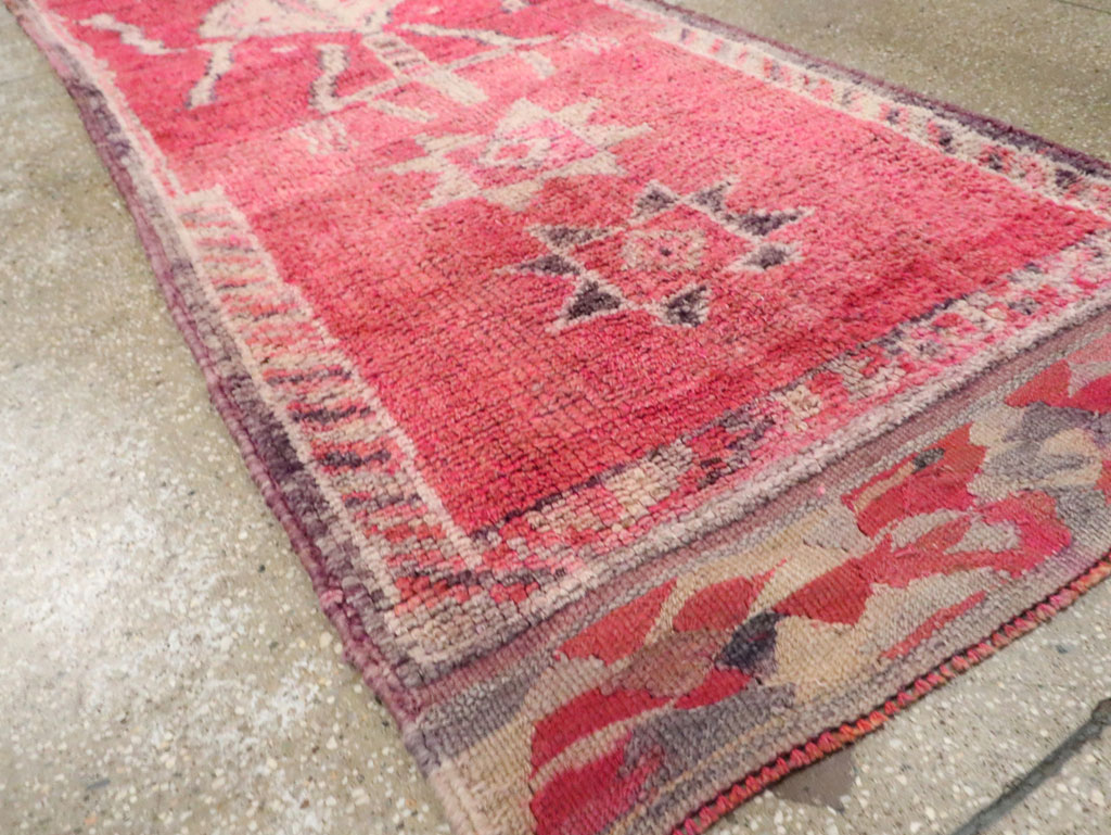 Vintage Turkish Anatolian Runner, No.29761 - Staging