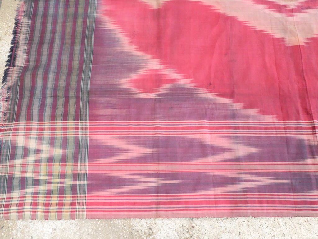 Vintage Uzbek Ikat Textile, No.29765 - Staging