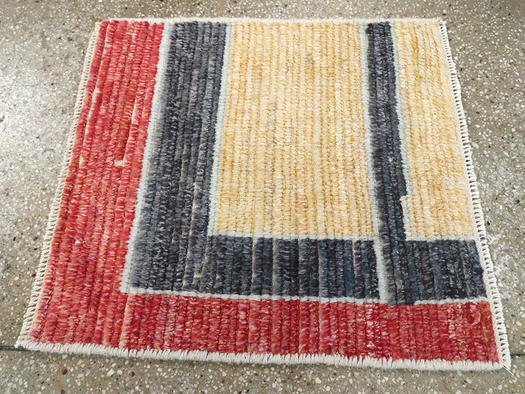 Contemporary Turkish Tulu Square Throw Rug (Pair: 1 of 2), No.29782 - Staging