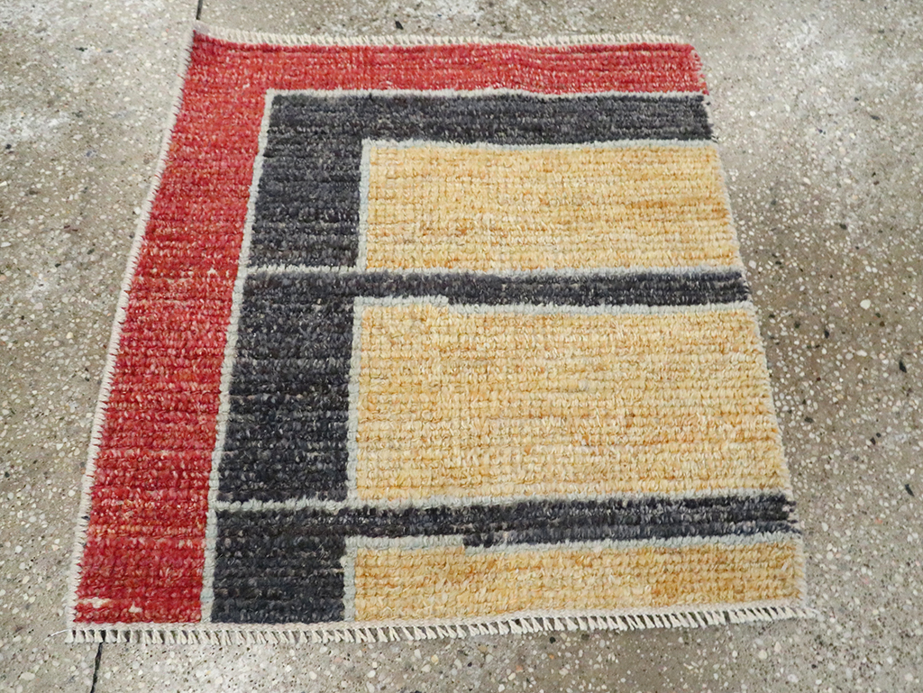 Contemporary Turkish Tulu Square Throw Rug (Pair: 2 of 2), No.29783 - Staging
