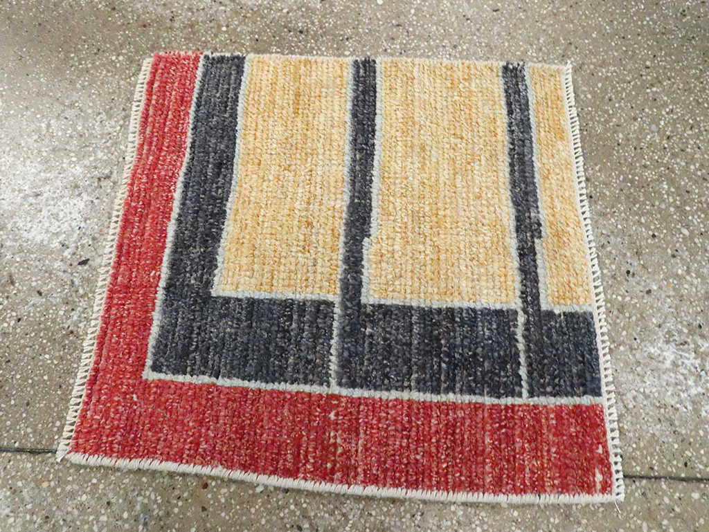 Contemporary Turkish Tulu Square Throw Rug (Pair: 2 of 2), No.29783 - Staging