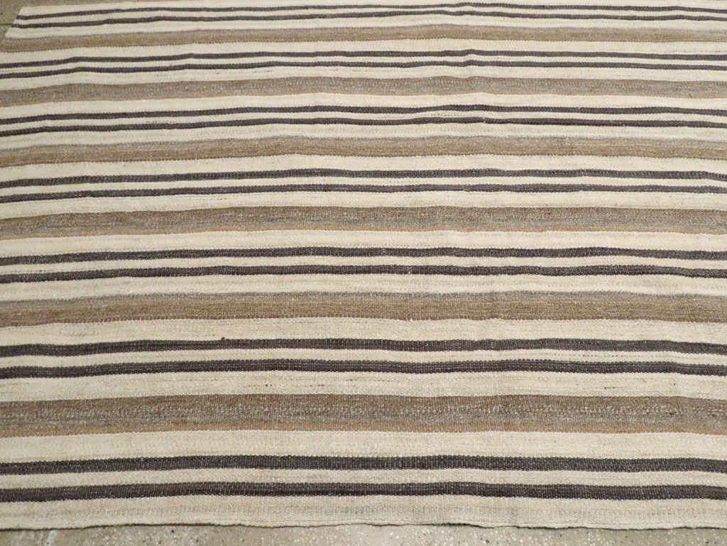 Contemporary Turkish Flatweave Kilim Oversize Carpet, No.29785 - Staging
