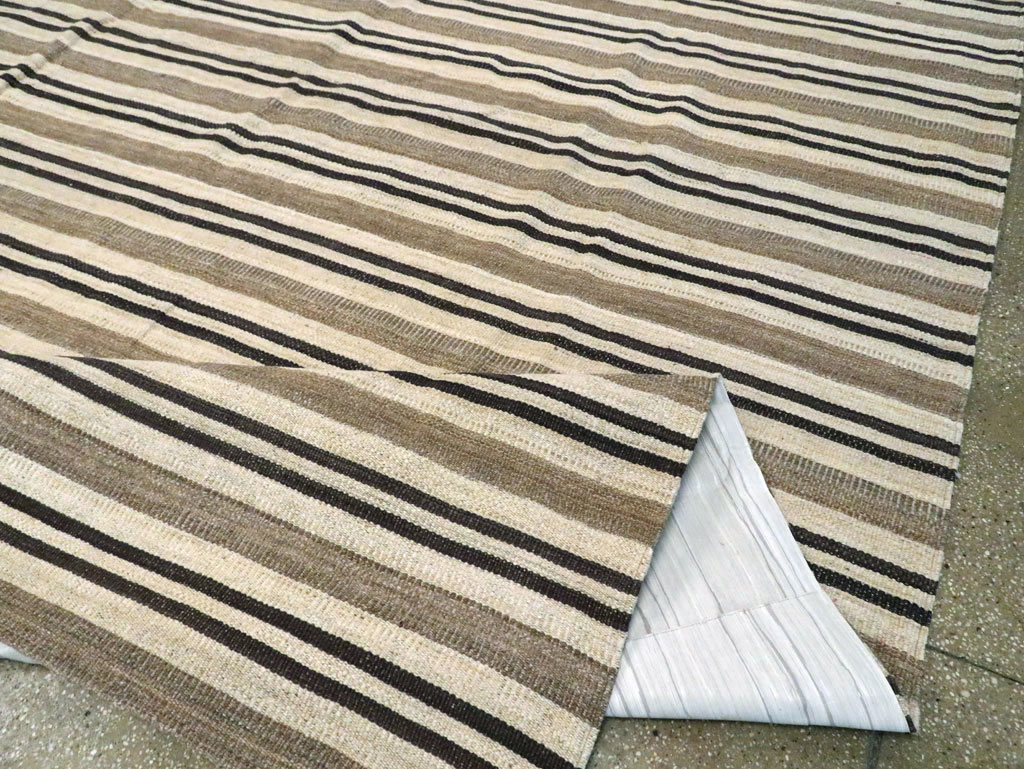 Modern Turkish Oversize Flatweave, No.29787 - Staging