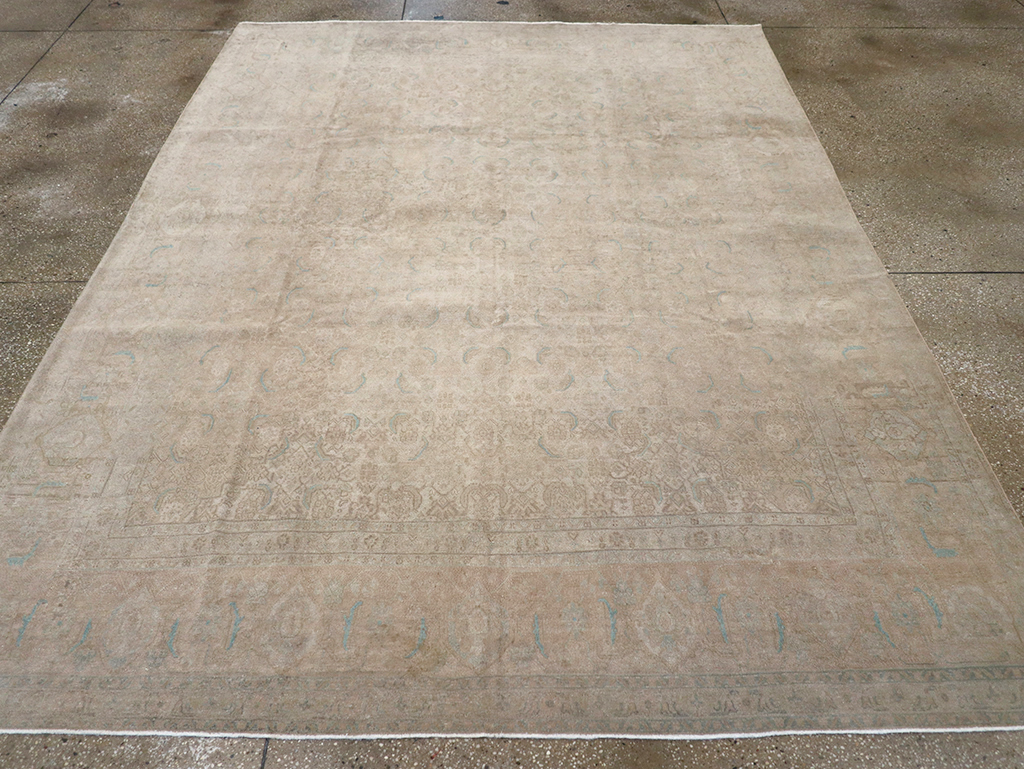 Vintage Persian Mahal Room Size Carpet, No.29794 - Staging