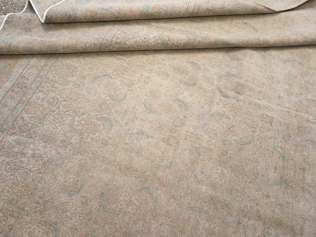 Vintage Persian Mahal Room Size Carpet, No.29794 - Staging