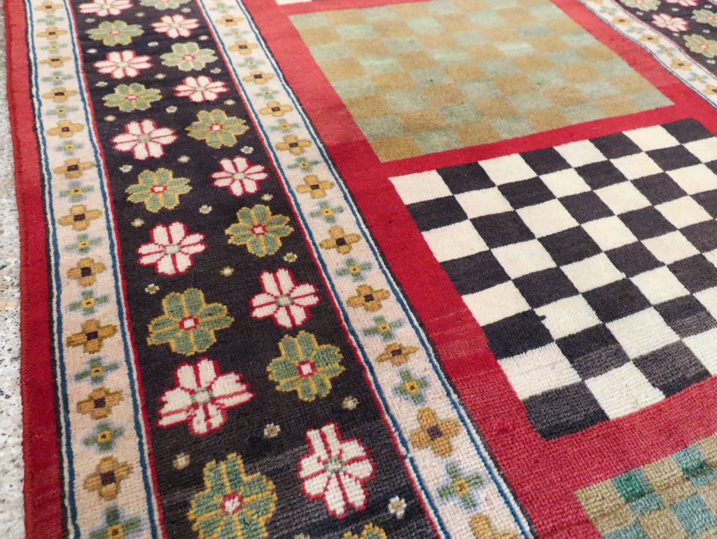 Vintage Persian Mahal Rug, No.29796 - Staging