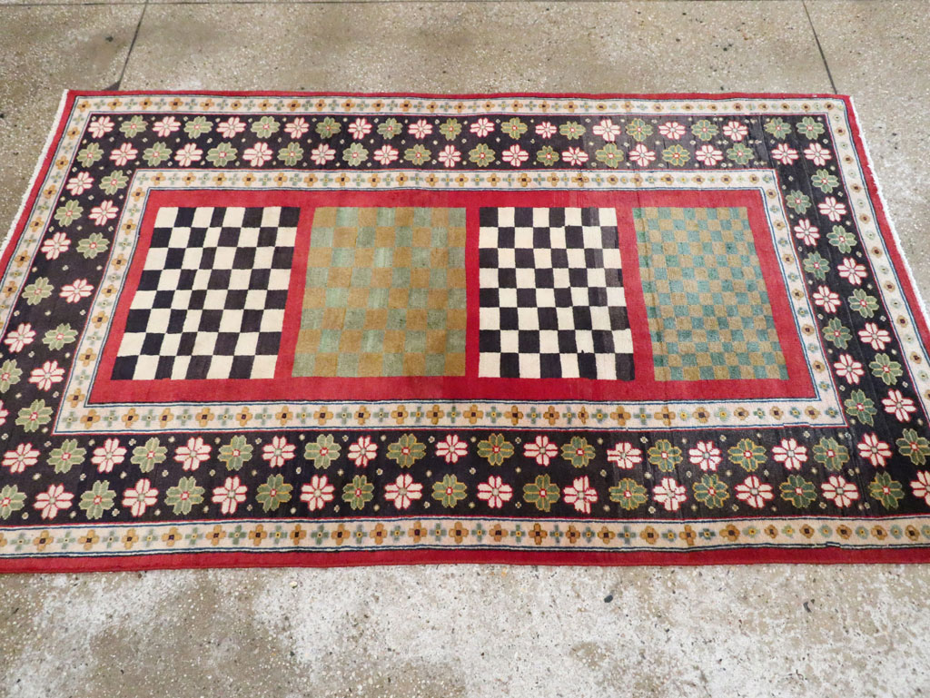 Vintage Persian Mahal Rug, No.29796 - Staging