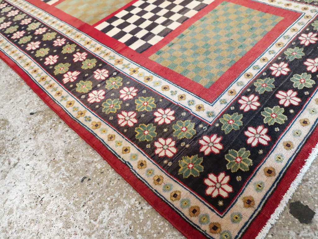 Vintage Persian Mahal Rug, No.29796 - Staging