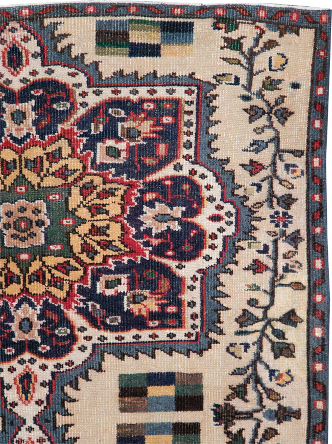Vintage Turkish Anatolian Throw Rug, No.29801 - Staging