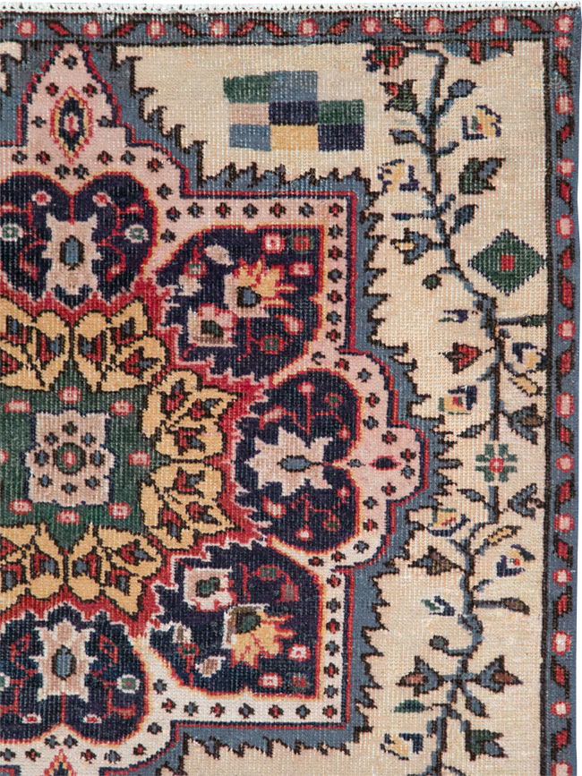 Vintage Turkish Anatolian Throw Rug, No.29801 - Staging