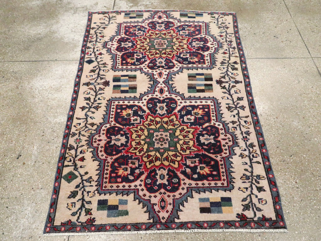 Vintage Turkish Anatolian Throw Rug, No.29801 - Staging