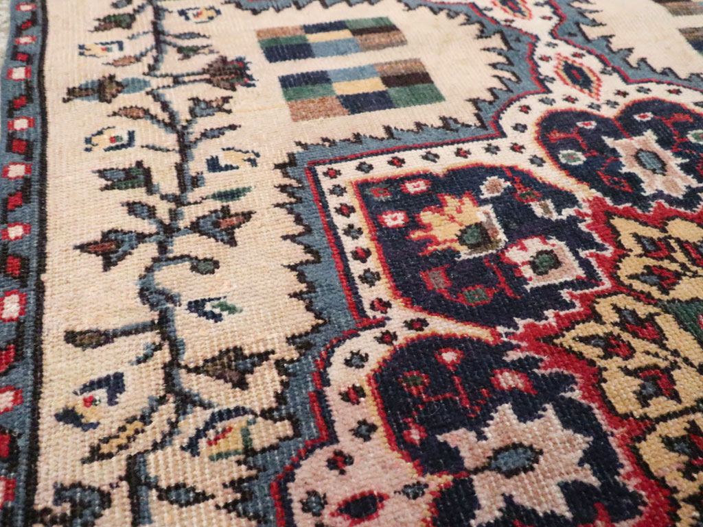 Vintage Turkish Anatolian Throw Rug, No.29801 - Staging