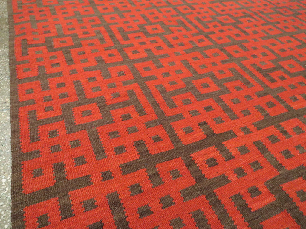 Contemporary Room Size Turkish Flatweave Kilim, No.29814 - Staging