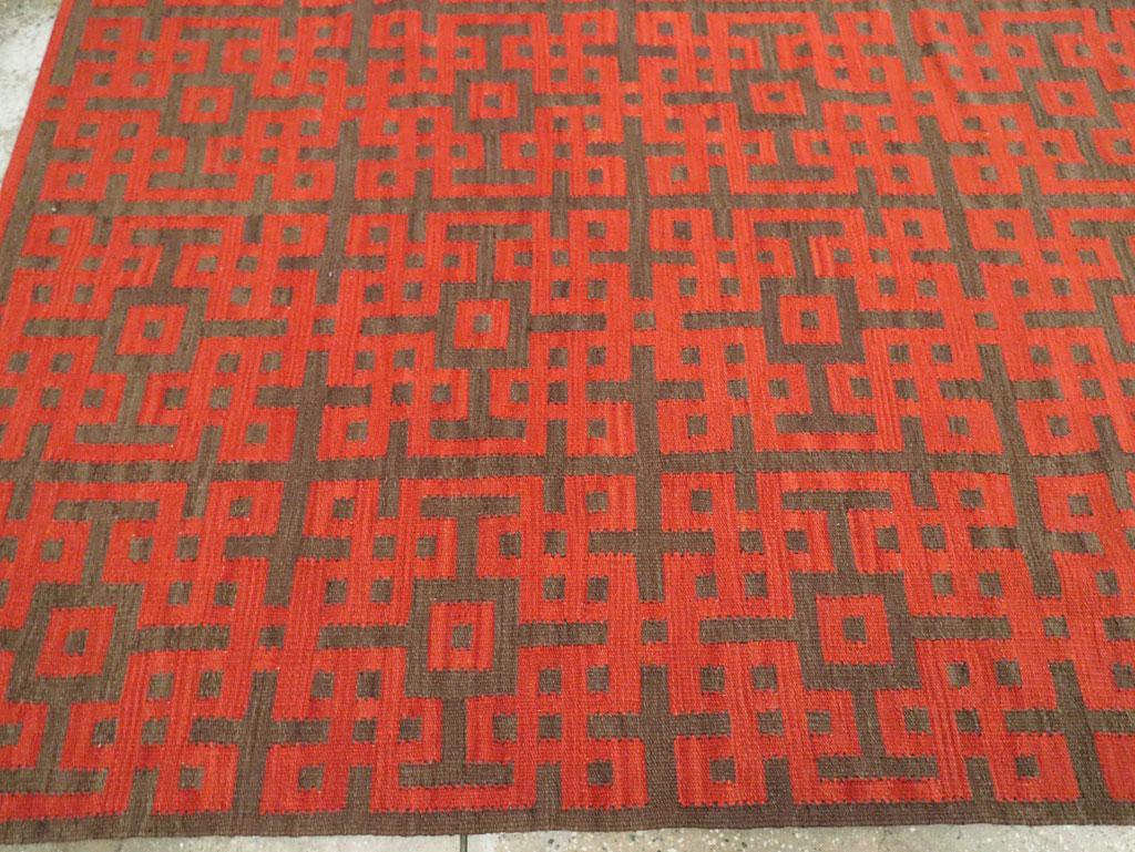 Contemporary Room Size Turkish Flatweave Kilim, No.29814 - Staging