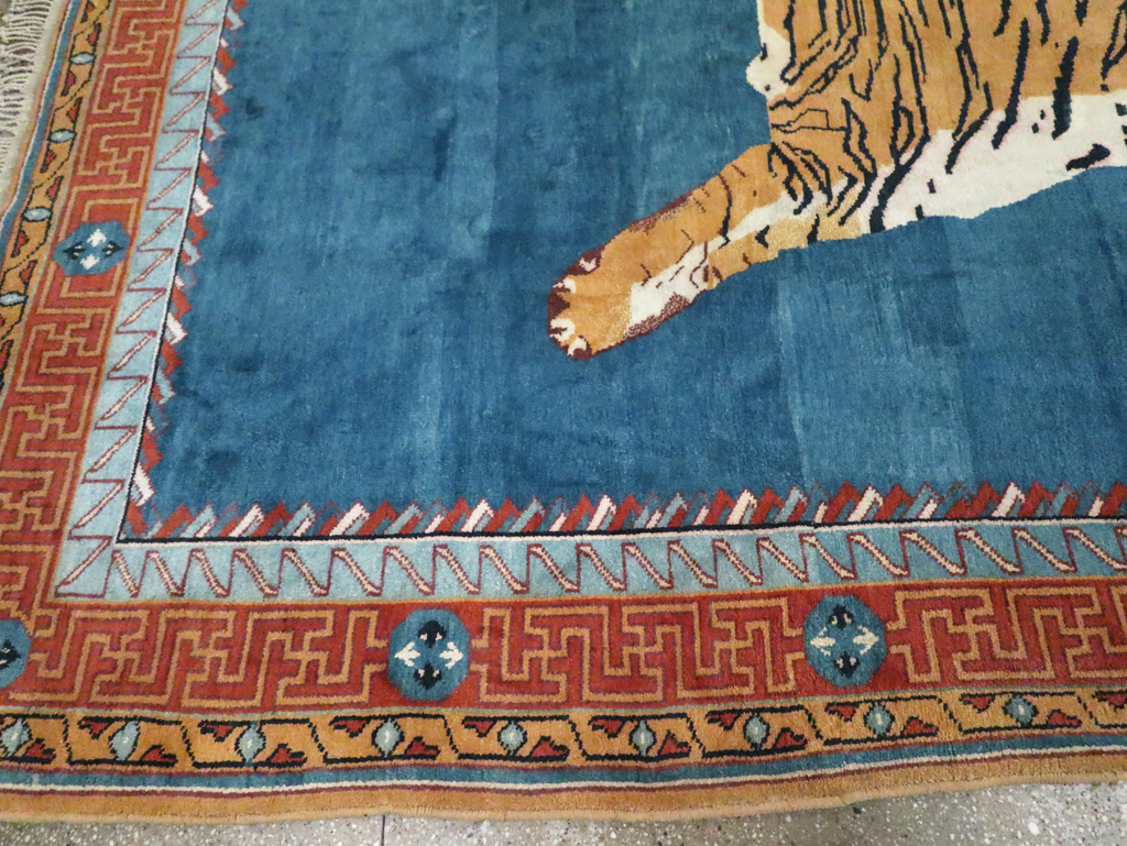 Antique Indian Pictorial Agra Carpet, No.29818 - Staging