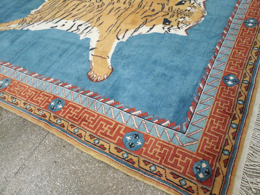 Antique Indian Pictorial Agra Carpet, No.29818 - Staging