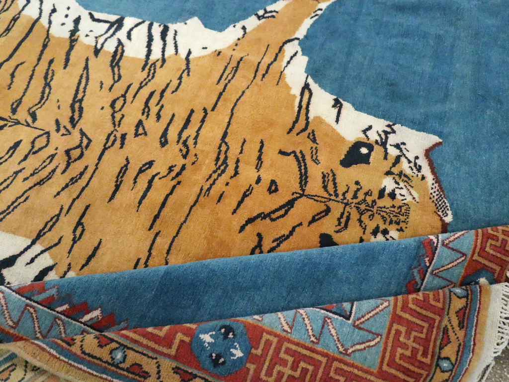 Antique Indian Pictorial Agra Carpet, No.29818 - Staging