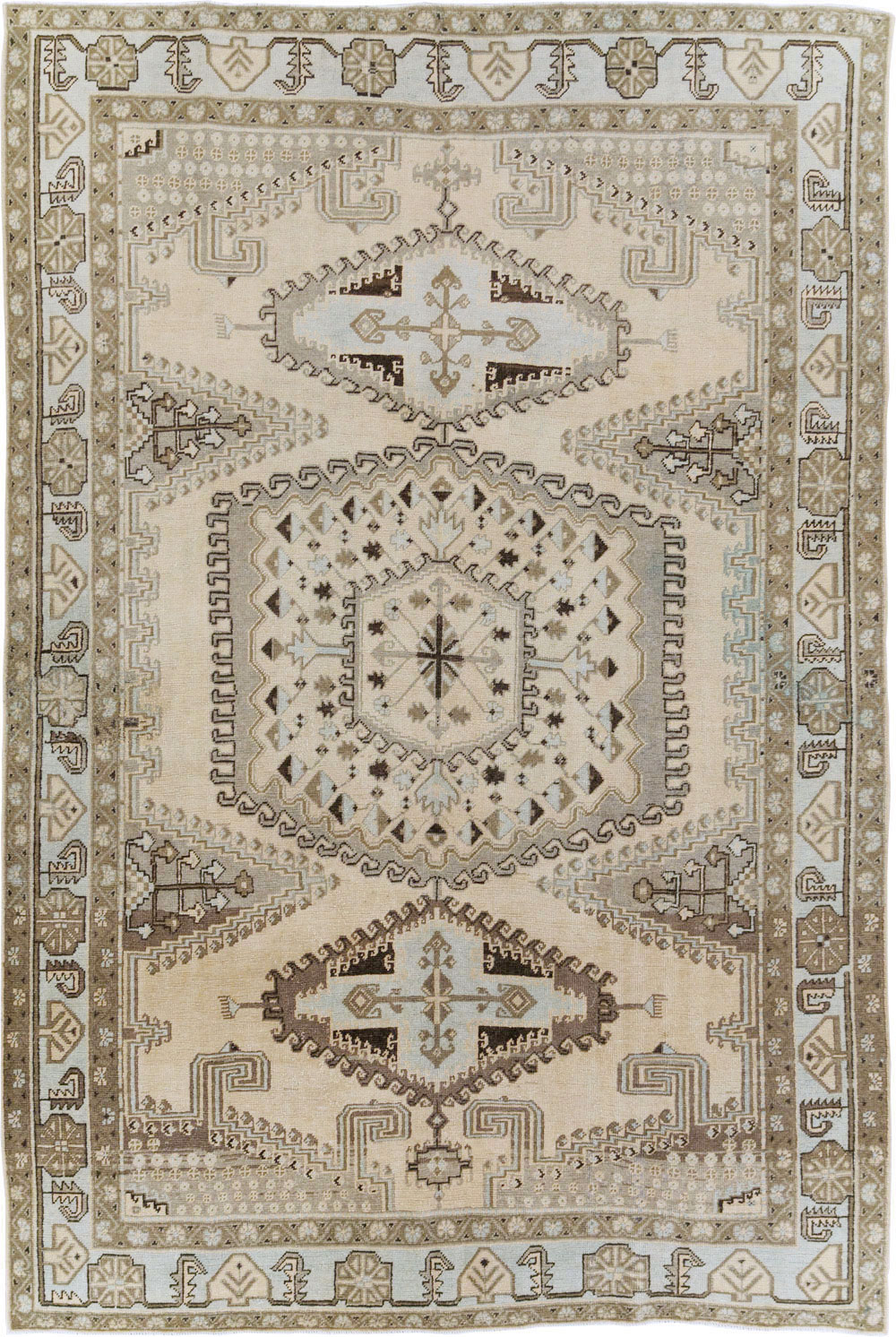 Vintage Persian Veece Accent Carpet, No.29839 - Staging