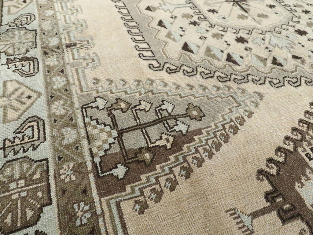 Vintage Persian Veece Accent Carpet, No.29839 - Staging