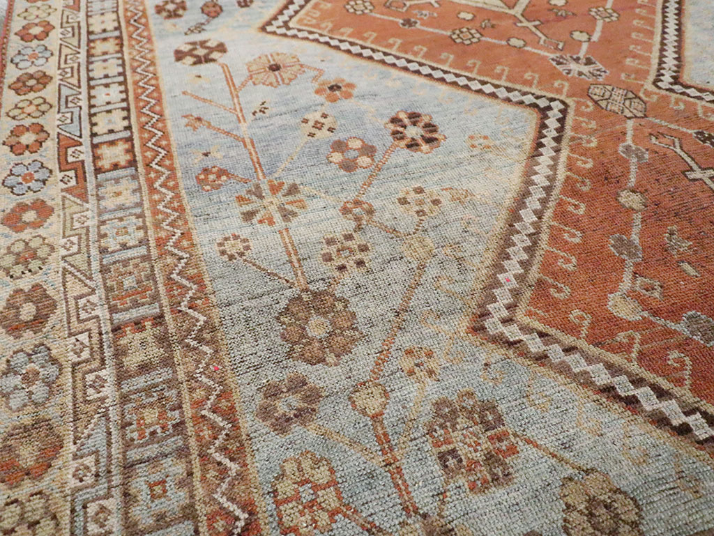 Vintage Persian Shiraz Rug, No.29847 - Staging