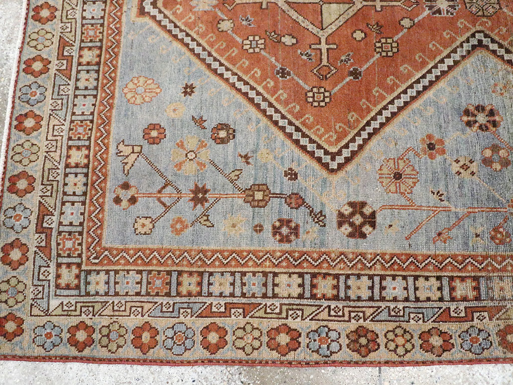 Vintage Persian Shiraz Rug, No.29847 - Staging
