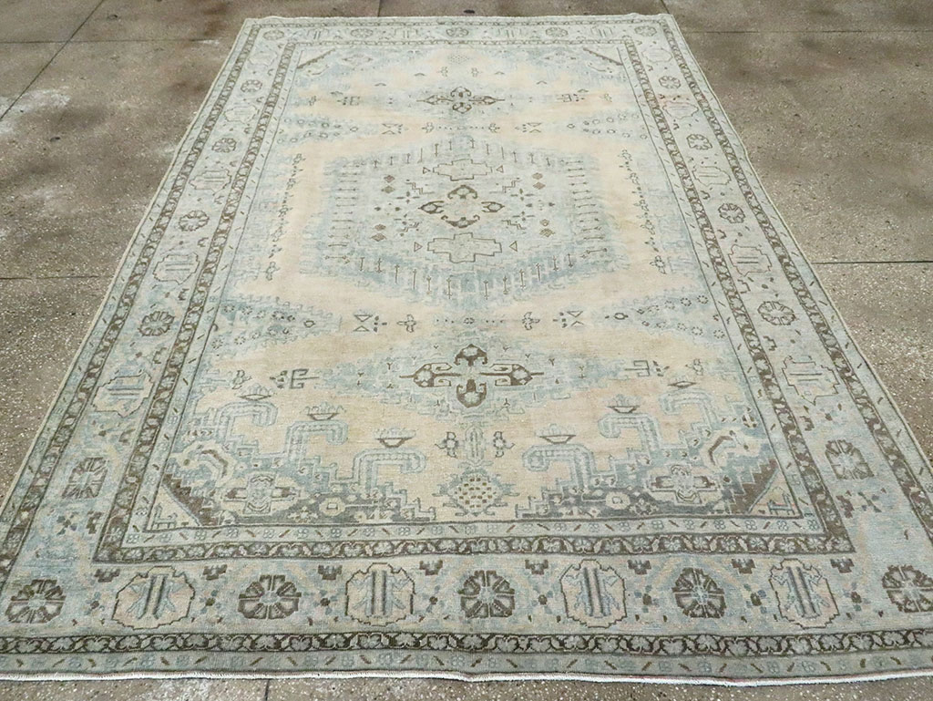 Vintage Persian Veece Accent Carpet, No.29852 - Staging